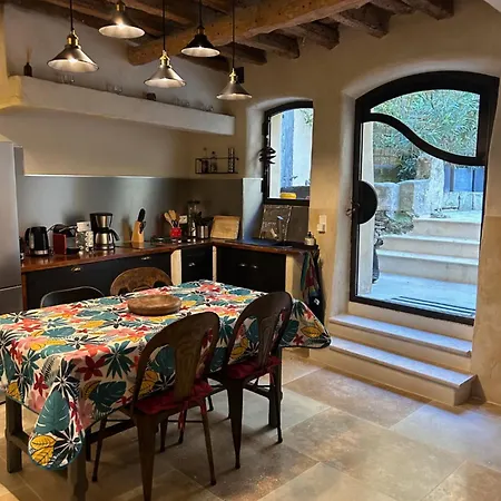 18 Nostra - Maison De Charme Dans Le Centre Historique Holiday home
